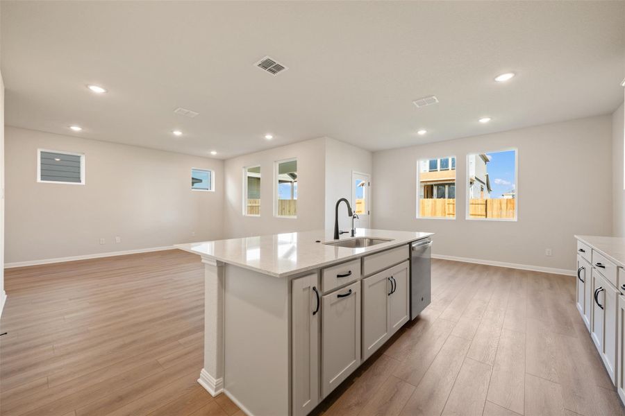 Representative images and renderings are for illustrative purposes. Actual structural options and design finishes of home may vary.