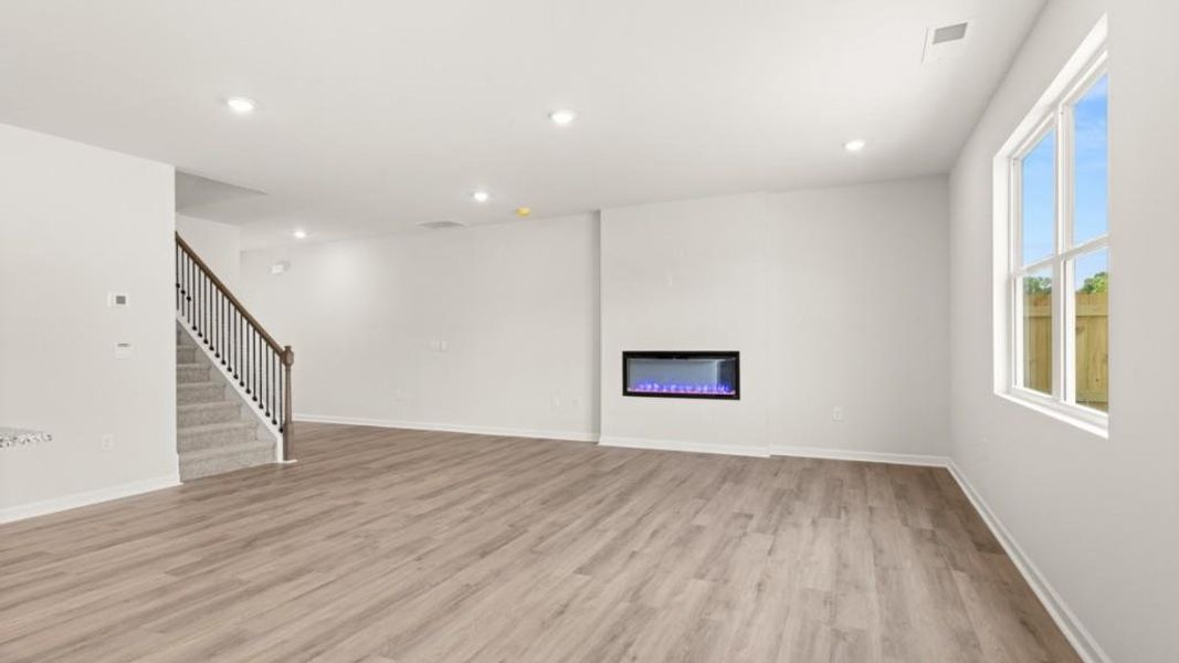Spacious, unfurnished interior of a new home in Village at Pine Valley, Gainesville (Image 14). Spacious, unfurnished interior of a new home in Village at Pine Valley, Gainesville (Image 14).