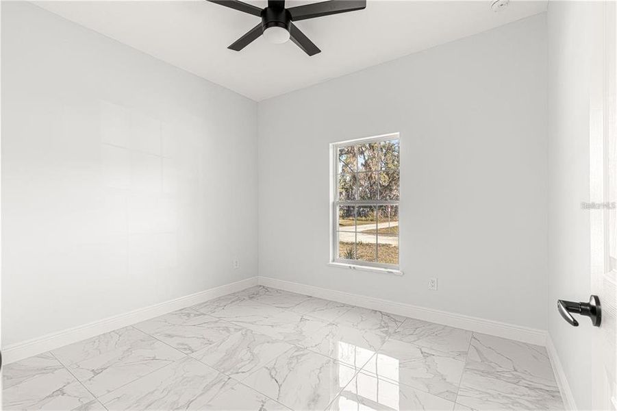 Spacious, unfurnished interior of a new home in , Summerfield (Image 23).