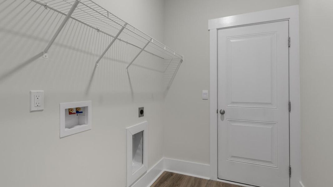 Spacious, unfurnished interior of a new home in Indigo Preserve Townhomes, Leland (Image 25).