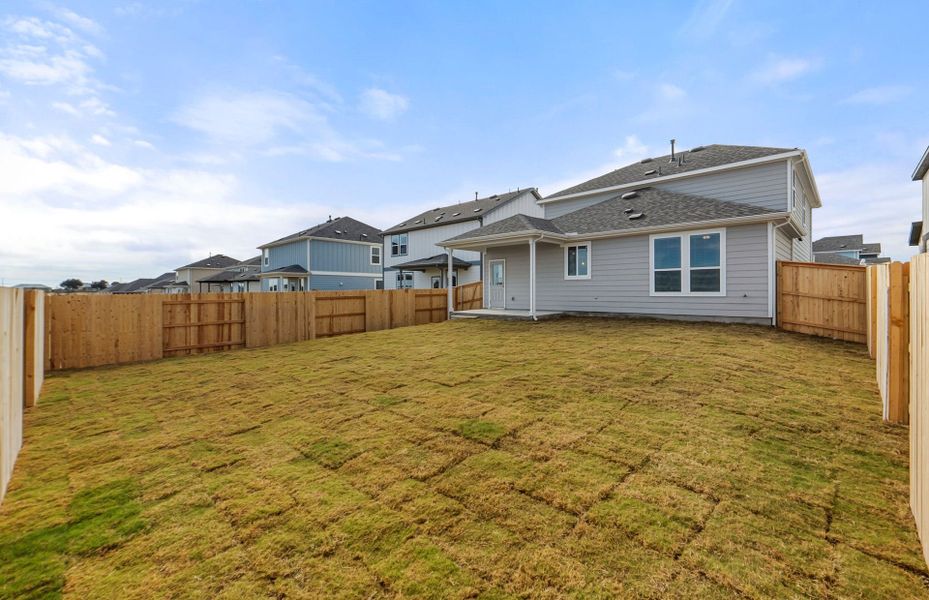 Exterior details and patio area of a home in Patterson Ranch, Georgetown (Image 4).