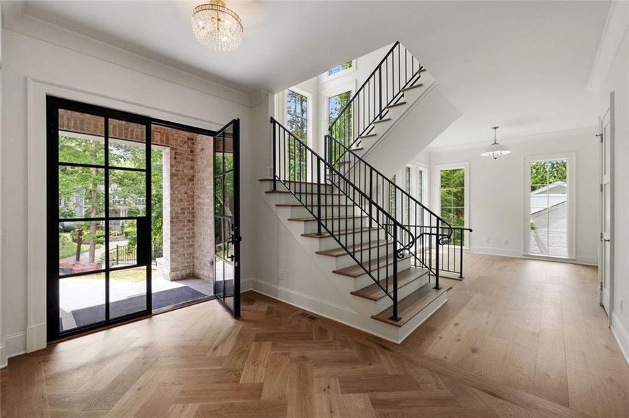 Spacious, unfurnished interior of a new home in , Atlanta (Image 21).