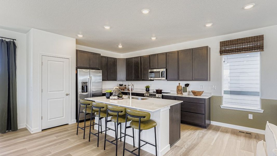 2581 Overlook Kitchen F2 1of2