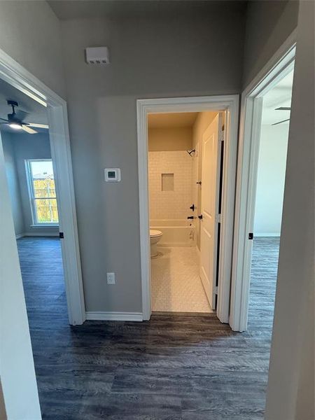 Spacious, unfurnished interior of a new home in , Mabank (Image 10).