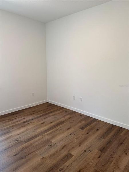 Spacious, unfurnished interior of a new home in , Ocala (Image 15).