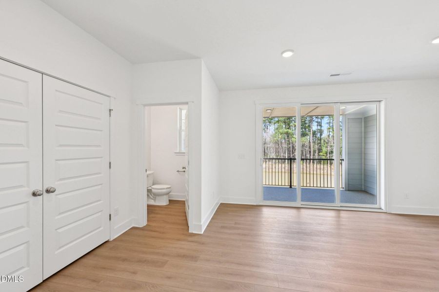 15-web-or-mls-Dunzo Dr-S1203-015