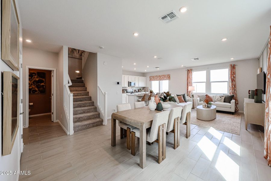 Nook and Famly Room - Iris Nook and Famly Room - Iris