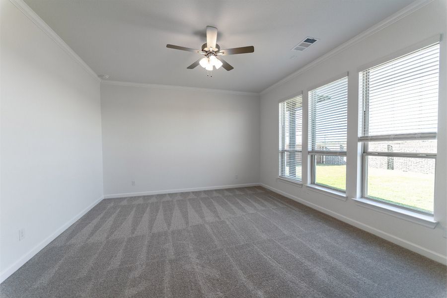 Spacious, unfurnished interior of a new home in Green Meadows, Celina (Image 42).