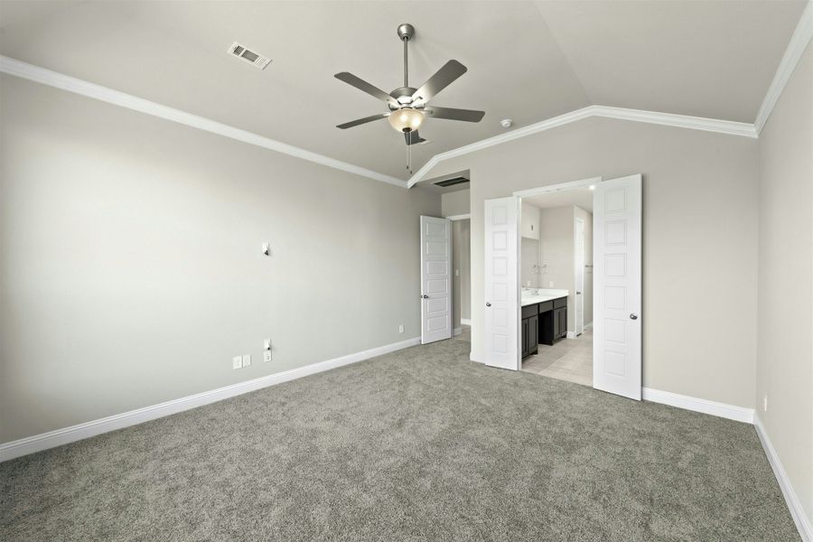 Spacious, unfurnished interior of a new home in Kentsdale Farms, DeSoto (Image 30). Spacious, unfurnished interior of a new home in Kentsdale Farms, DeSoto (Image 30).