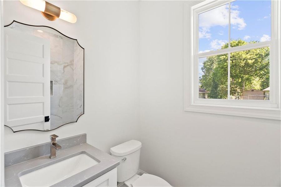 Furnished interior view inside a new home in , Calhoun (Image 13).