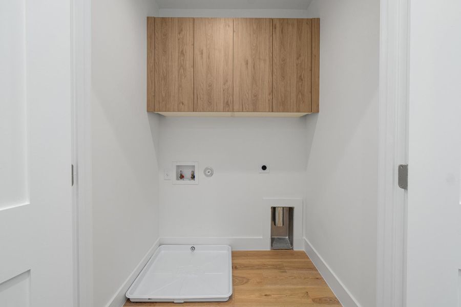 Spacious, unfurnished interior of a new home in , Austin (Image 20).