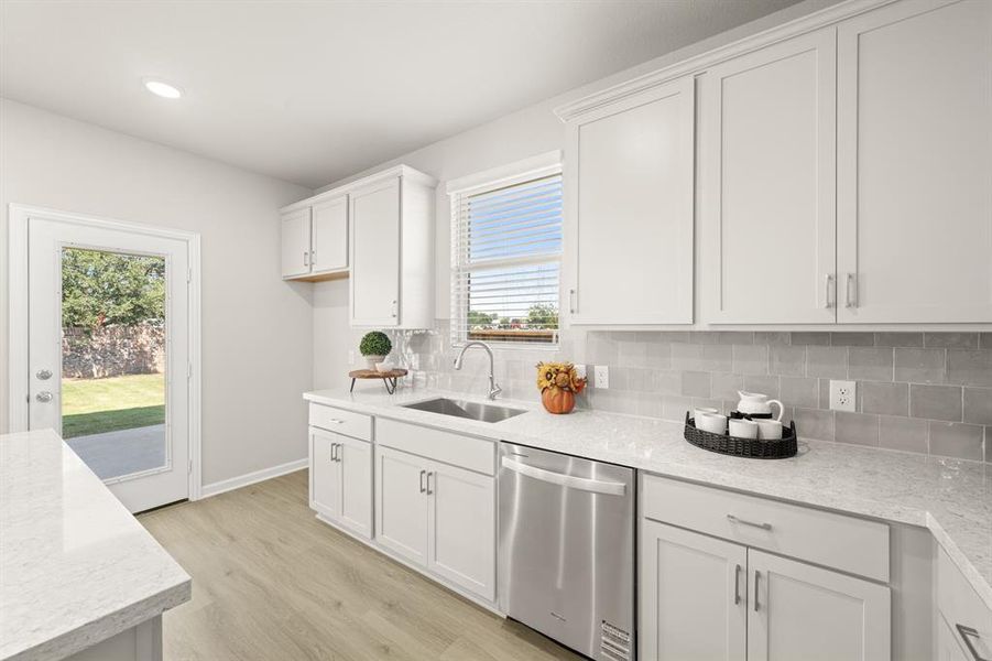 3161 Manchester- Kitchen-5