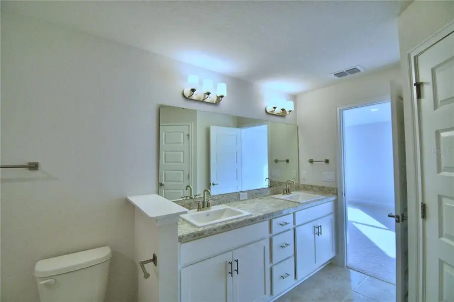 Furnished interior view inside a new home in Cadence Crossing, Auburndale (Image 5).