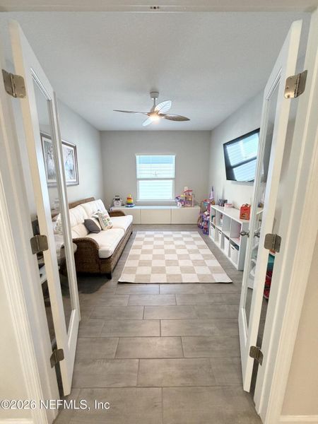 Furnished interior view inside a new home in , Yulee (Image 17).