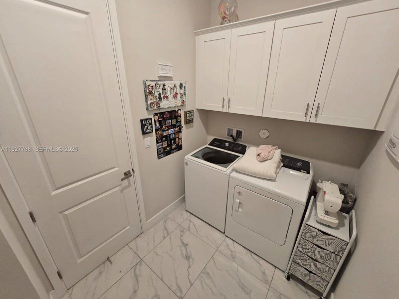 Furnished interior view inside a new home in , Parkland (Image 17). Furnished interior view inside a new home in , Parkland (Image 17).