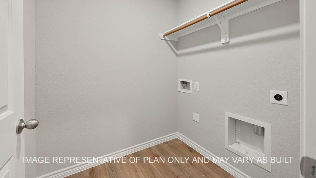 Representative furnished interior of a home built from the Dakota by D.R. Horton in Pleasant Hill, Bryan (Image 11).