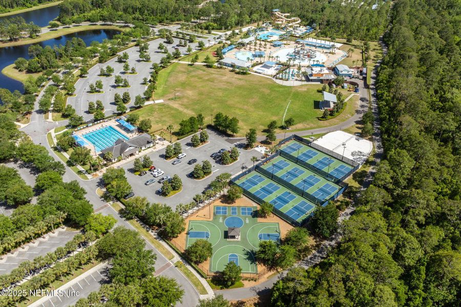 Image 44 of a home in Del Webb Nocatee.