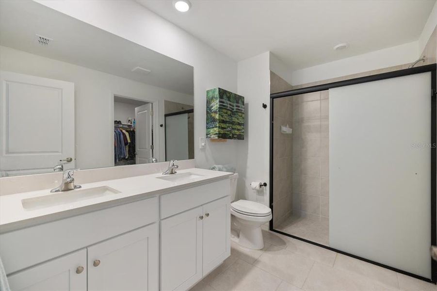 Furnished interior view inside a new home in New Homes in Port Charlotte, Port Charlotte (Image 19).