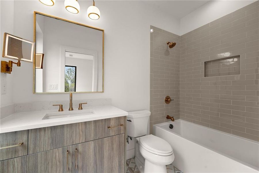 Furnished interior view inside a new home in , Roswell (Image 21).