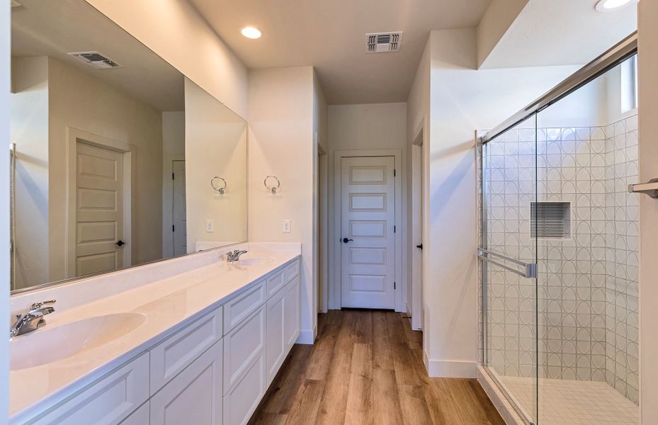 Furnished interior view inside a new home in Vistoso Canyon Estates, Oro Valley (Image 8).