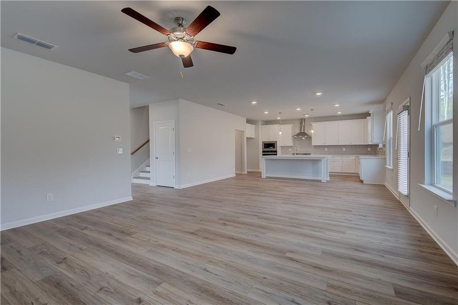 Spacious, unfurnished interior of a new home in Hamilton Lakes, Lawrenceville (Image 23).