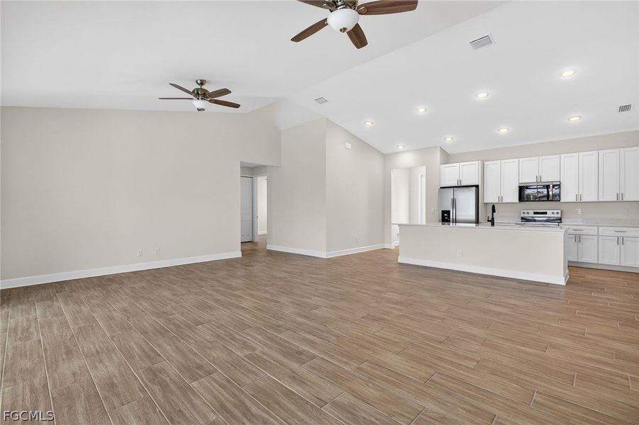 Spacious, unfurnished interior of a new home in Cape Coral, Cape Coral (Image 34). Spacious, unfurnished interior of a new home in Cape Coral, Cape Coral (Image 34).