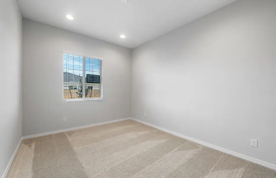 Spacious, unfurnished interior of a new home in Visara, Surprise (Image 19).