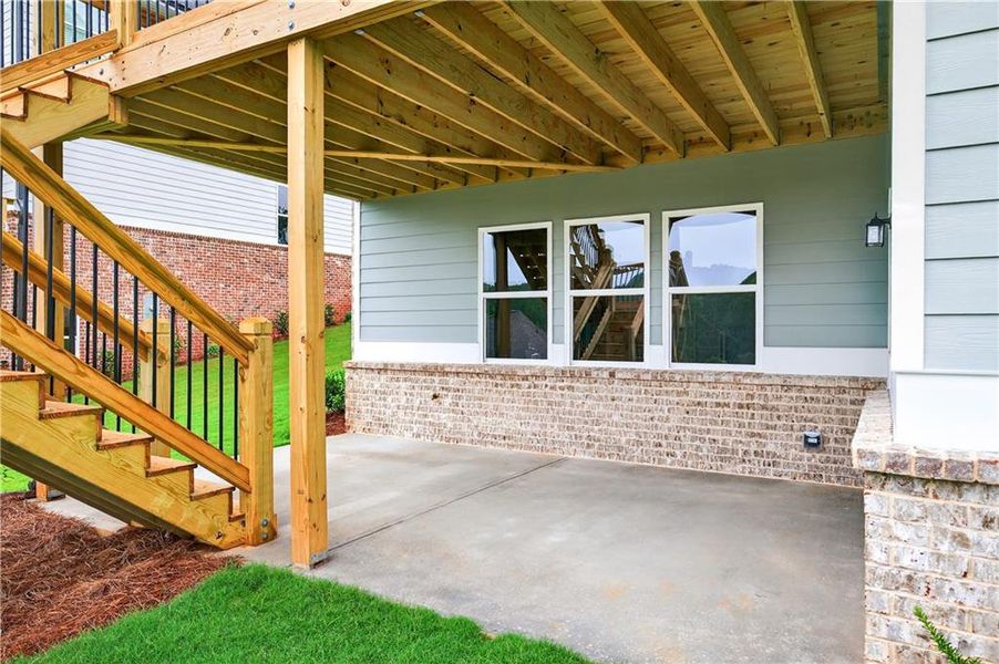 Spacious, unfurnished interior of a new home in , Jefferson (Image 44).