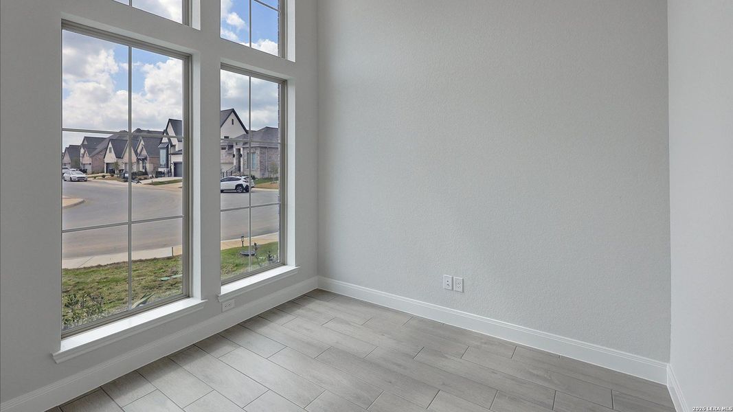 Spacious, unfurnished interior of a new home in Kallison Ranch, San Antonio (Image 13).