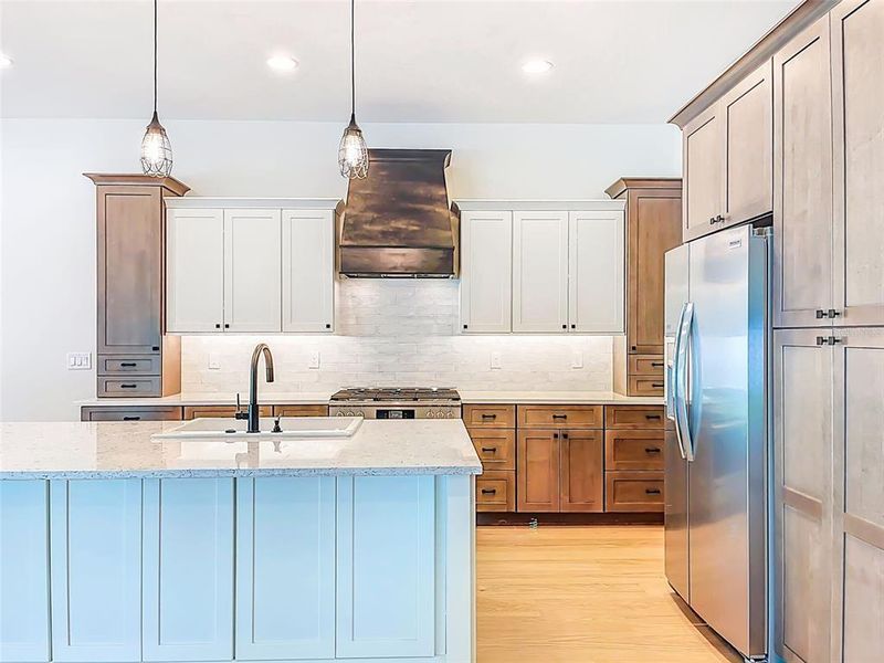 Furnished interior view inside a new home in , Tampa (Image 13).