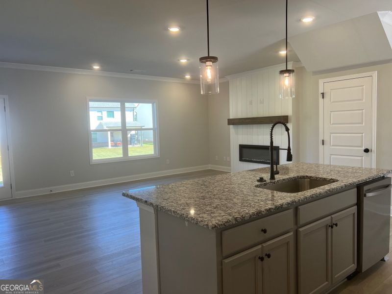 Furnished interior view inside a new home in Crofton Place Enclave, Snellville (Image 7).