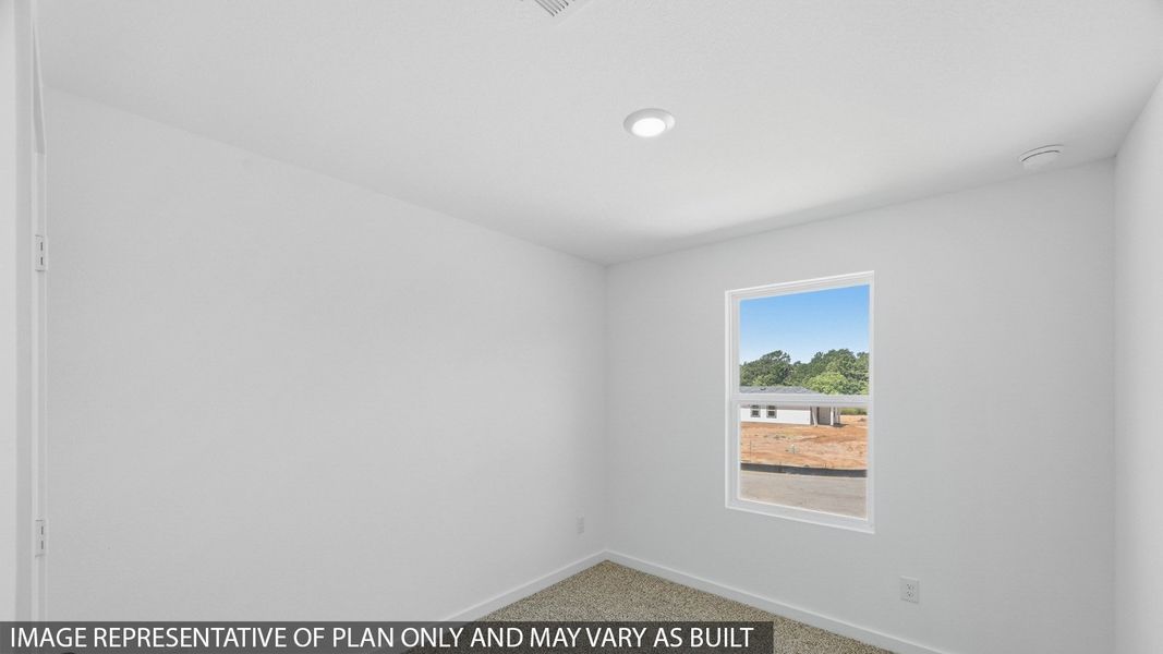 Spacious, unfurnished interior of a new home in Baron Village, Conroe (Image 13).