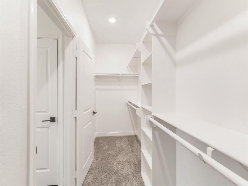 Spacious, unfurnished interior of a new home in , Splendora (Image 20).