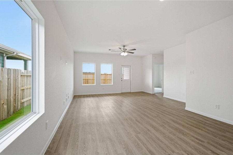 Spacious, unfurnished interior of a new home in Colony at Pinehurst, Pinehurst (Image 29).