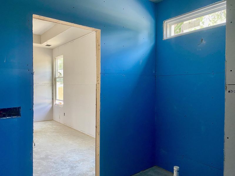 Spacious, unfurnished interior of a new home in , North Charleston (Image 16).