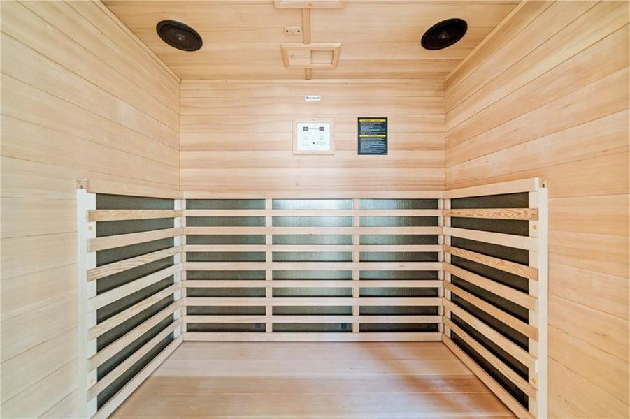 Spacious, unfurnished interior of a new home in , Talking Rock (Image 21).