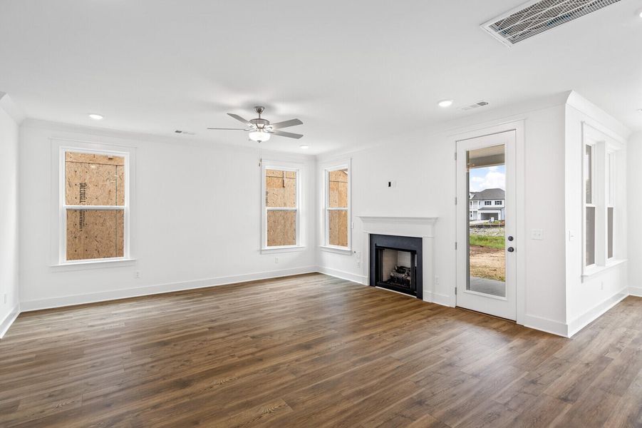 Spacious, unfurnished interior of a new home in , Summerville (Image 28). Spacious, unfurnished interior of a new home in , Summerville (Image 28).