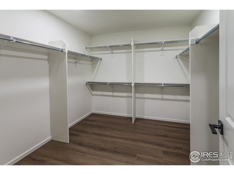 EXAMPLE PHOTO: MASTER BEDROOM WALK IN CLOSET