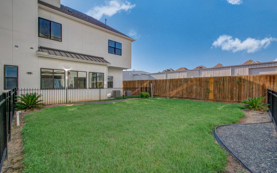 Image 18 of a home in . Image 18 of a home in .