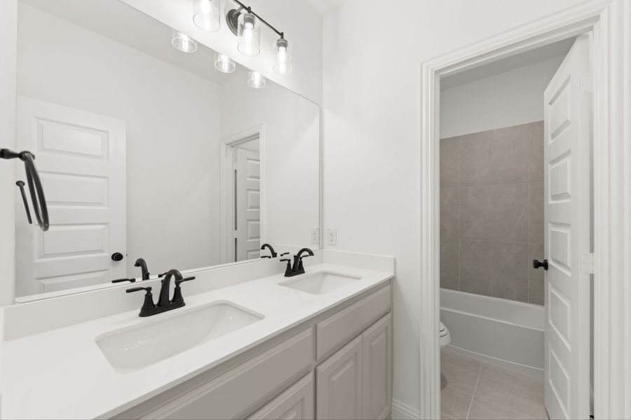 Furnished interior view inside a new home in River Ranch, Van Alstyne (Image 12).