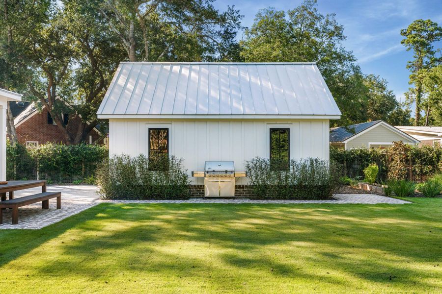 Image 42 of a home in .