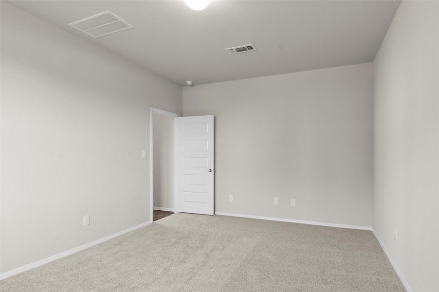Spacious, unfurnished interior of a new home in Edgebrooke, Pflugerville (Image 21). Spacious, unfurnished interior of a new home in Edgebrooke, Pflugerville (Image 21).