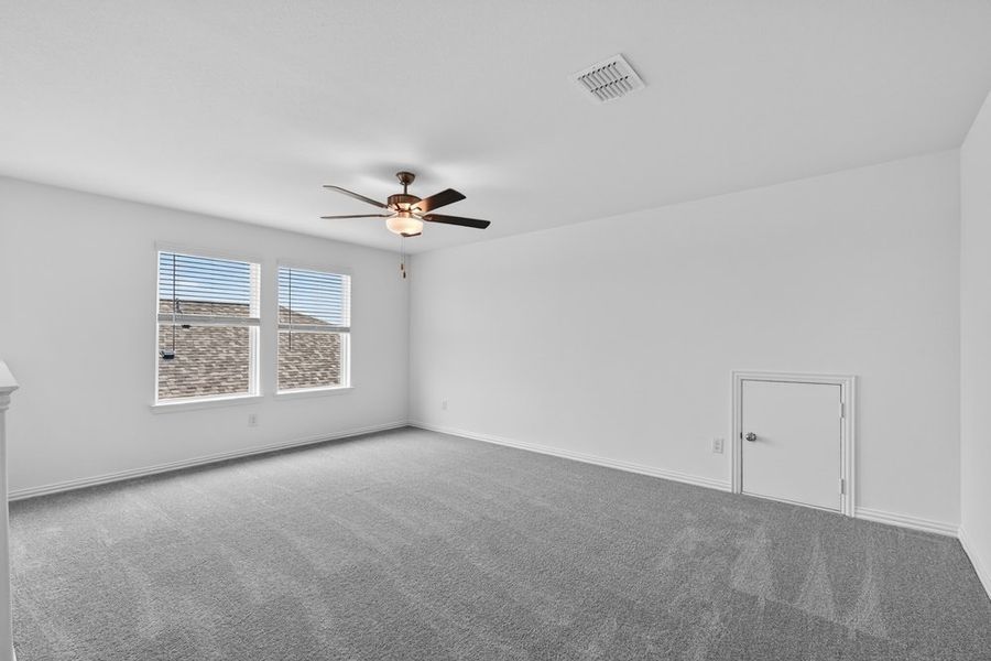Spacious, unfurnished interior of a new home in River Ridge, Crandall (Image 26).