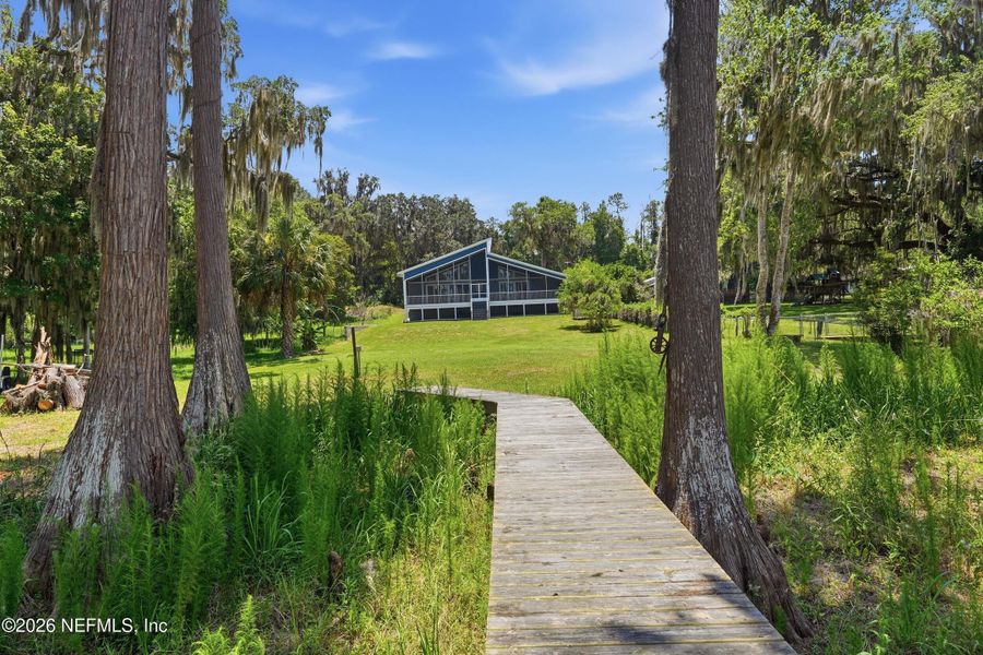Natural landscape and outdoor views near  in Melrose (Image 42).