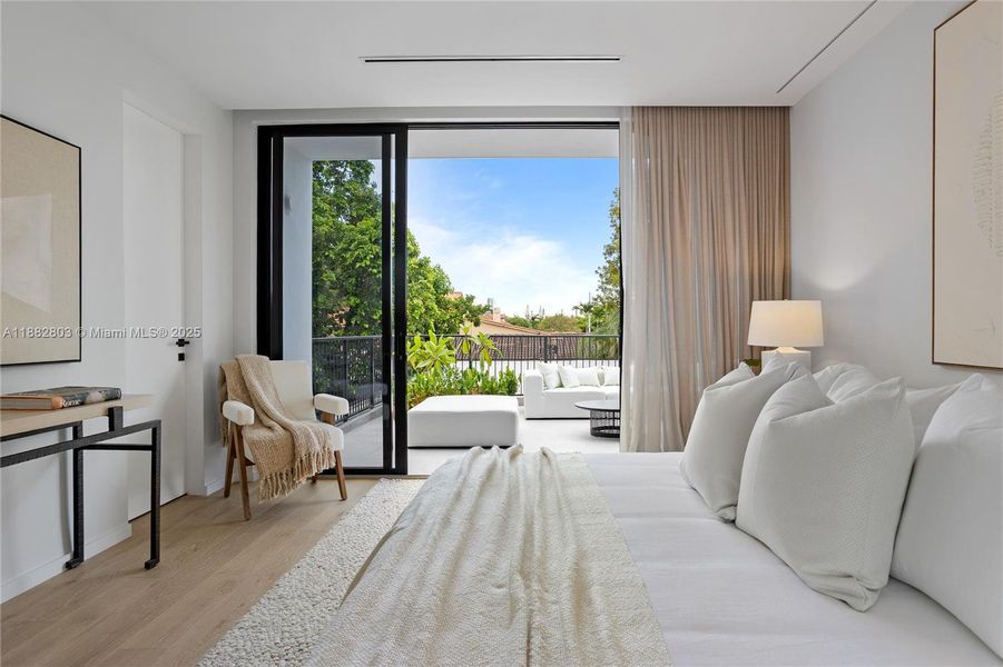 Furnished interior view inside a new home in , Miami (Image 36). Furnished interior view inside a new home in , Miami (Image 36).