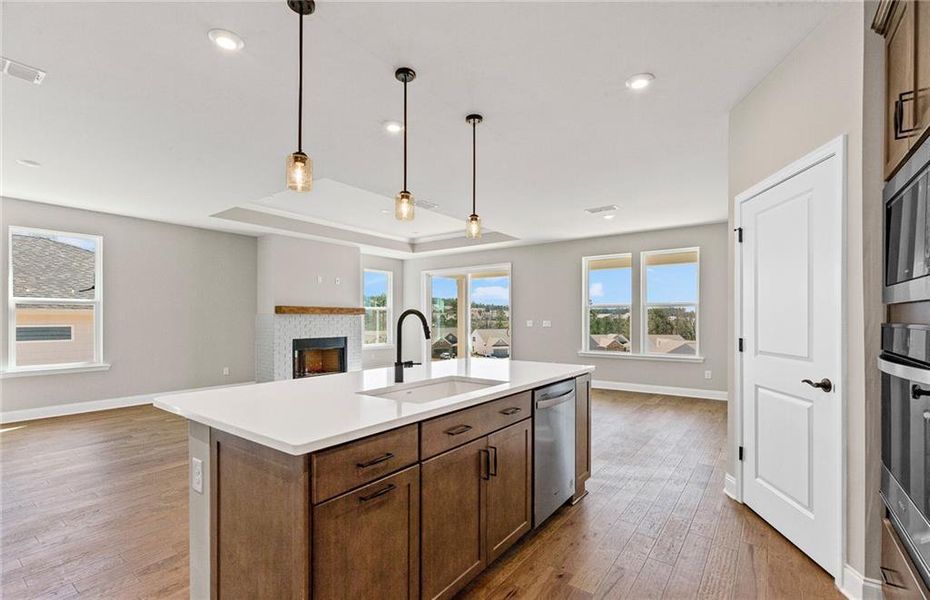 Furnished interior view inside a new home in Del Webb at Lake Oconee, Greensboro (Image 5). Furnished interior view inside a new home in Del Webb at Lake Oconee, Greensboro (Image 5).