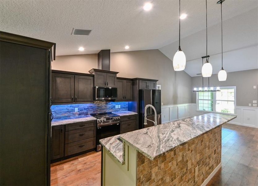 Furnished interior view inside a new home in , Lecanto (Image 6).