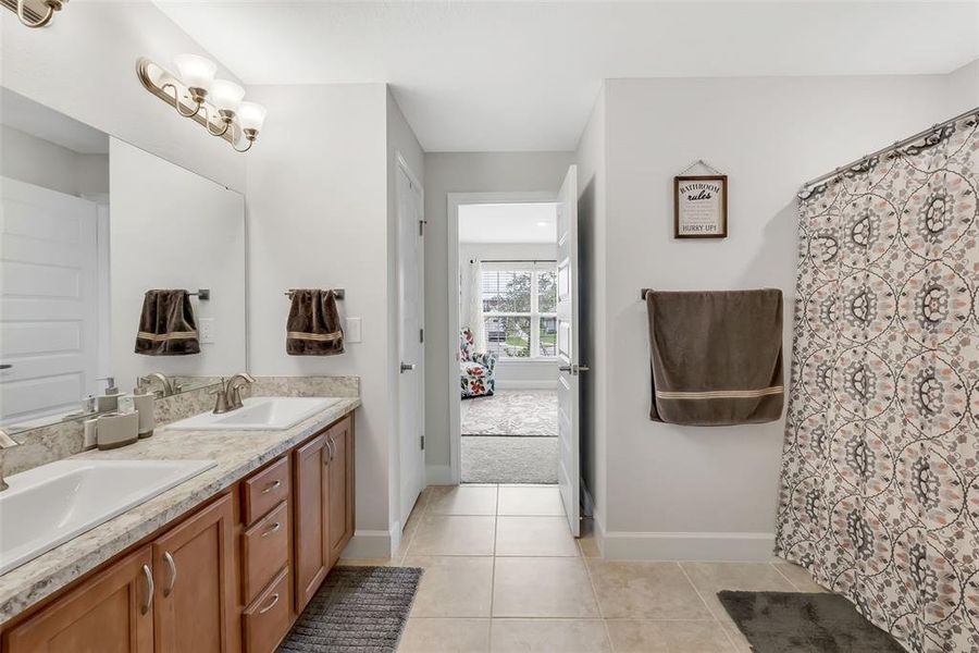 Furnished interior view inside a new home in Citrus Landing, Davenport (Image 26).