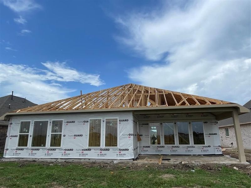 Front exterior of a new home in Sierra Vista, Rosharon, TX, highlighting curb appeal (Image 13).