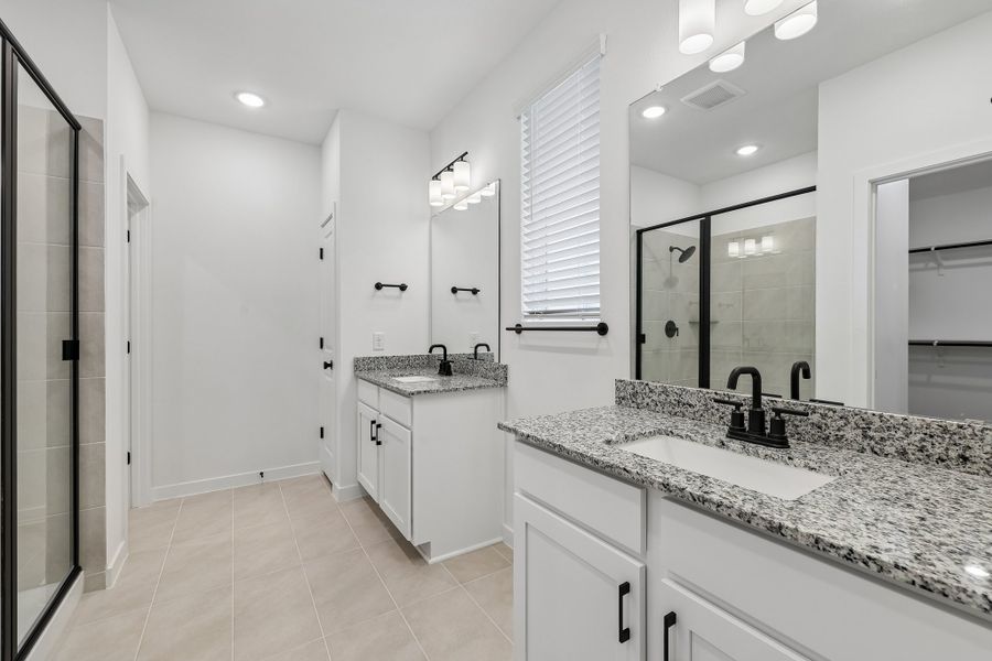 Representative furnished interior of a home built from the 4013 by Risewell Homes in Parkton Square, Kyle (Image 9).